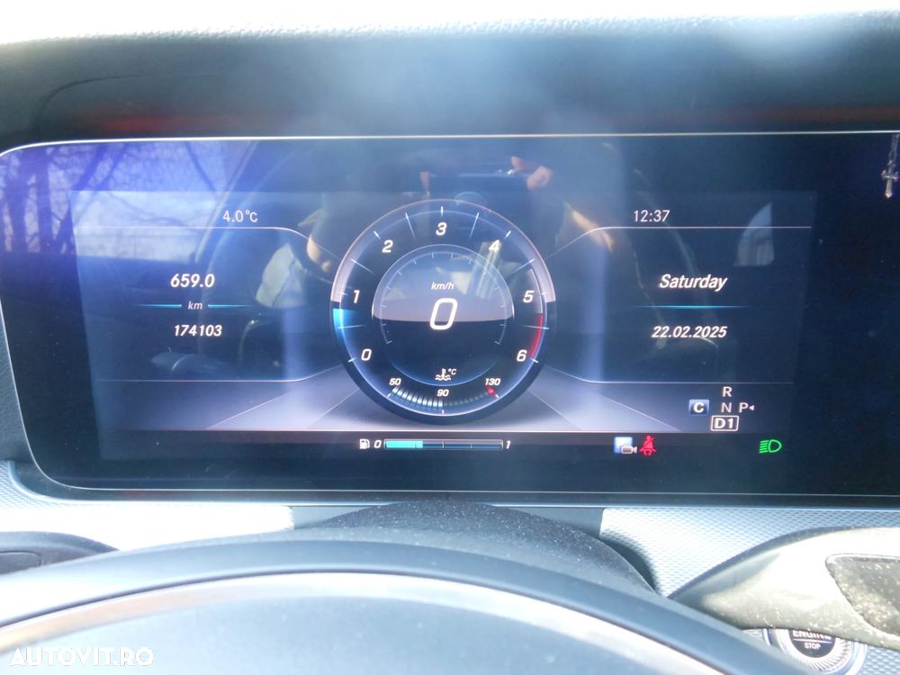 Mercedes-Benz E 200 d T 9G-TRONIC Avantgarde - 14