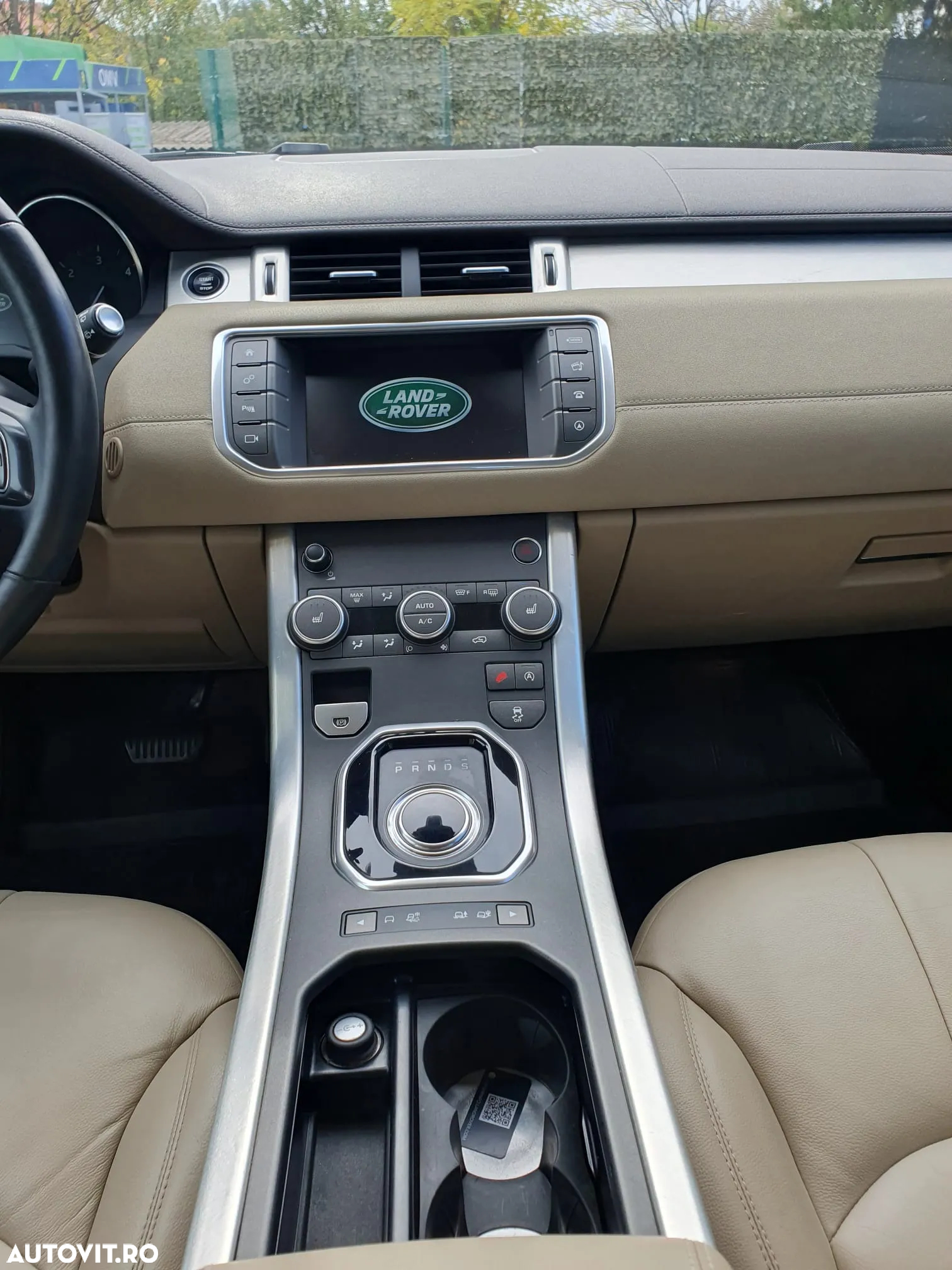 Land Rover Range Rover Evoque - 11