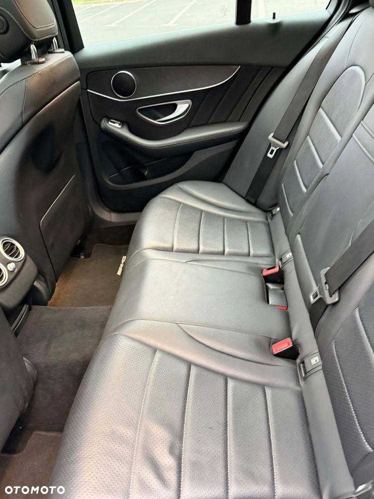 Mercedes-Benz Klasa C 220 d 9G-TRONIC - 11