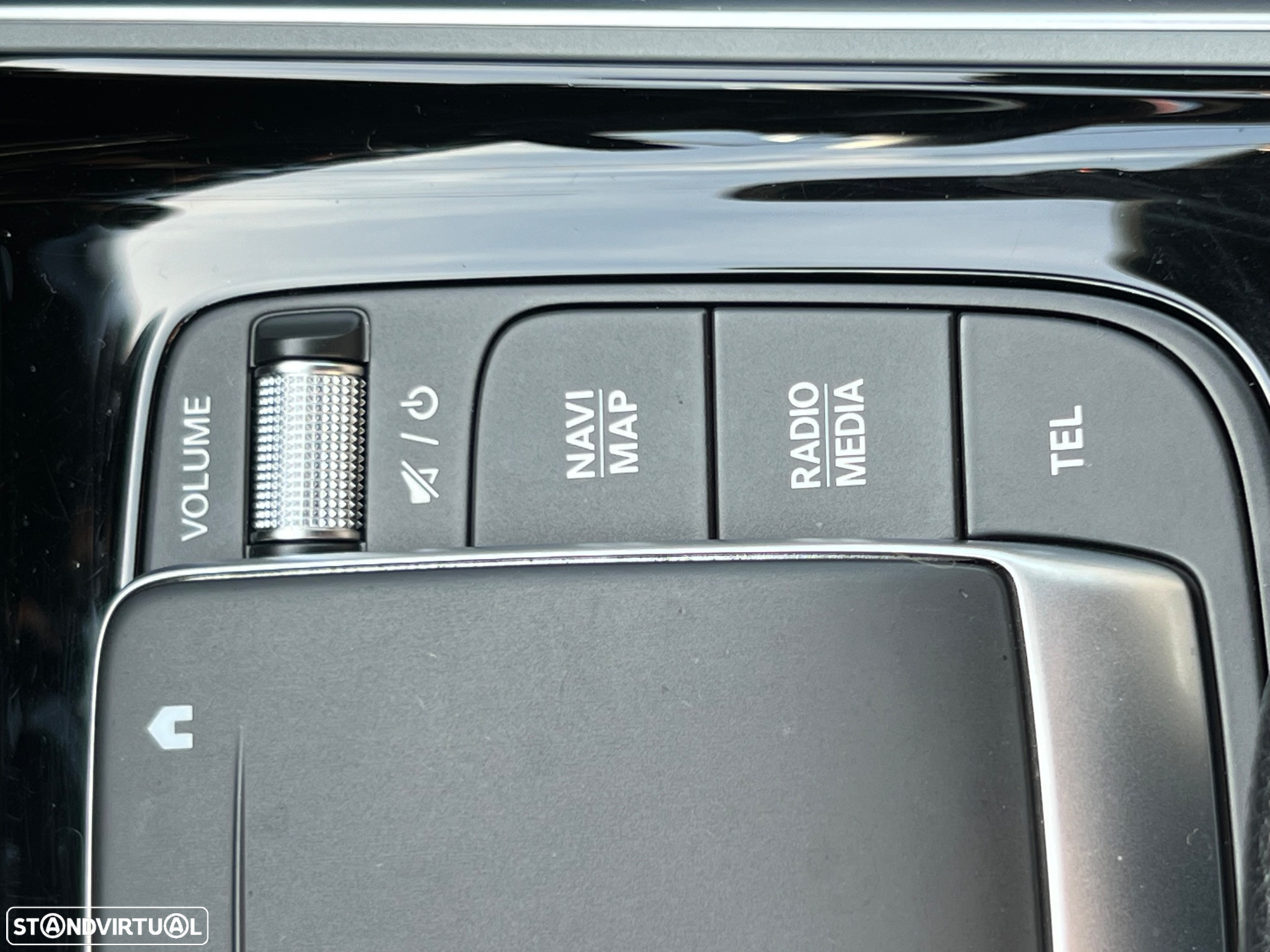 Mercedes-Benz B 250 e AMG Line - 27