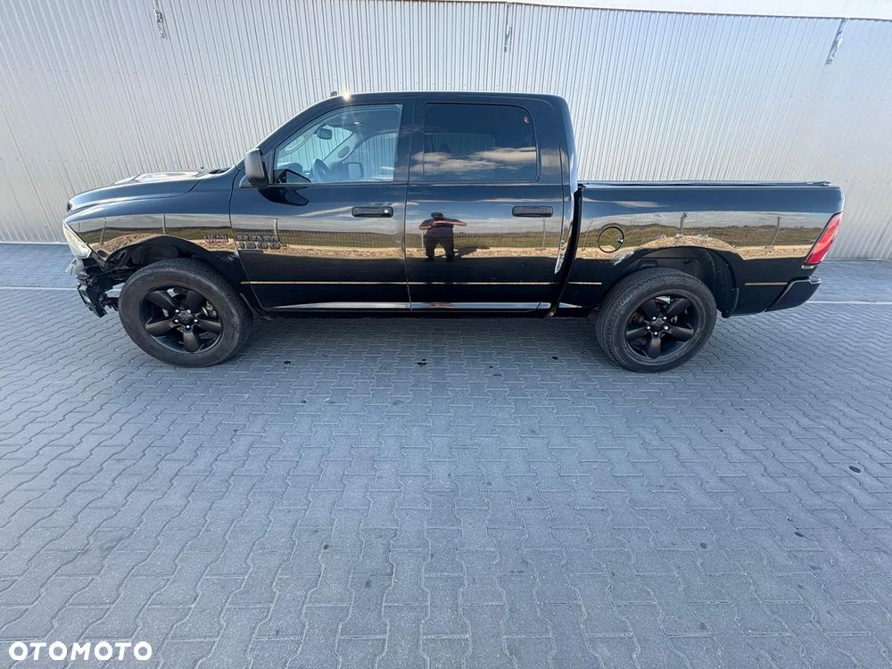 Dodge RAM 1500 5.7 4x4 - 2