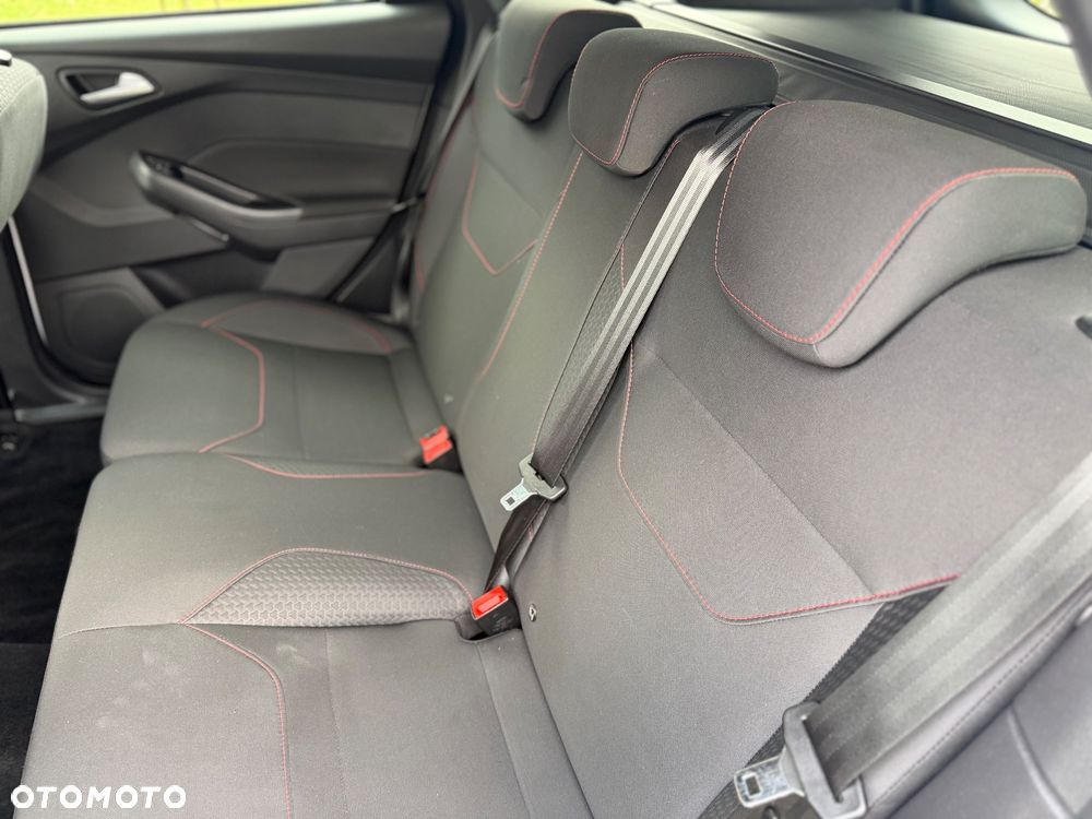 Ford Focus 1.0 EcoBoost ST-Line - 19