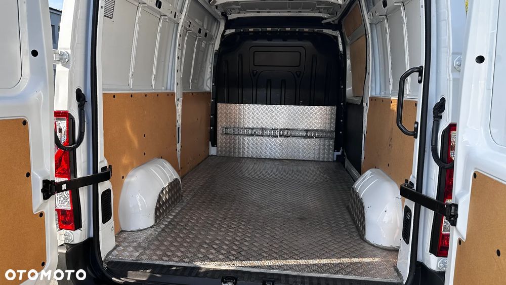 Renault Master L2H2 - 9
