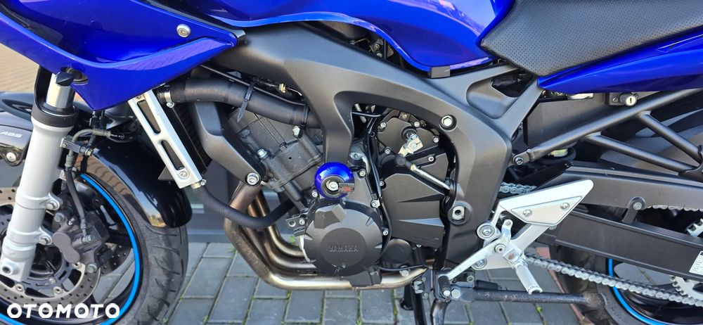 Yamaha FZ6 - 32