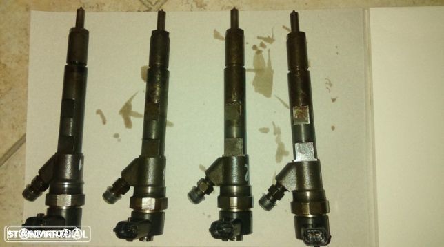 Injectores para Chrysler Voyager/ Grand Voyager/ Jeep Cherokee 2.5 2.8 CRD - 1