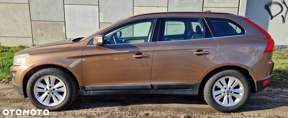 Volvo XC 60 T6 AWD Summum - 1