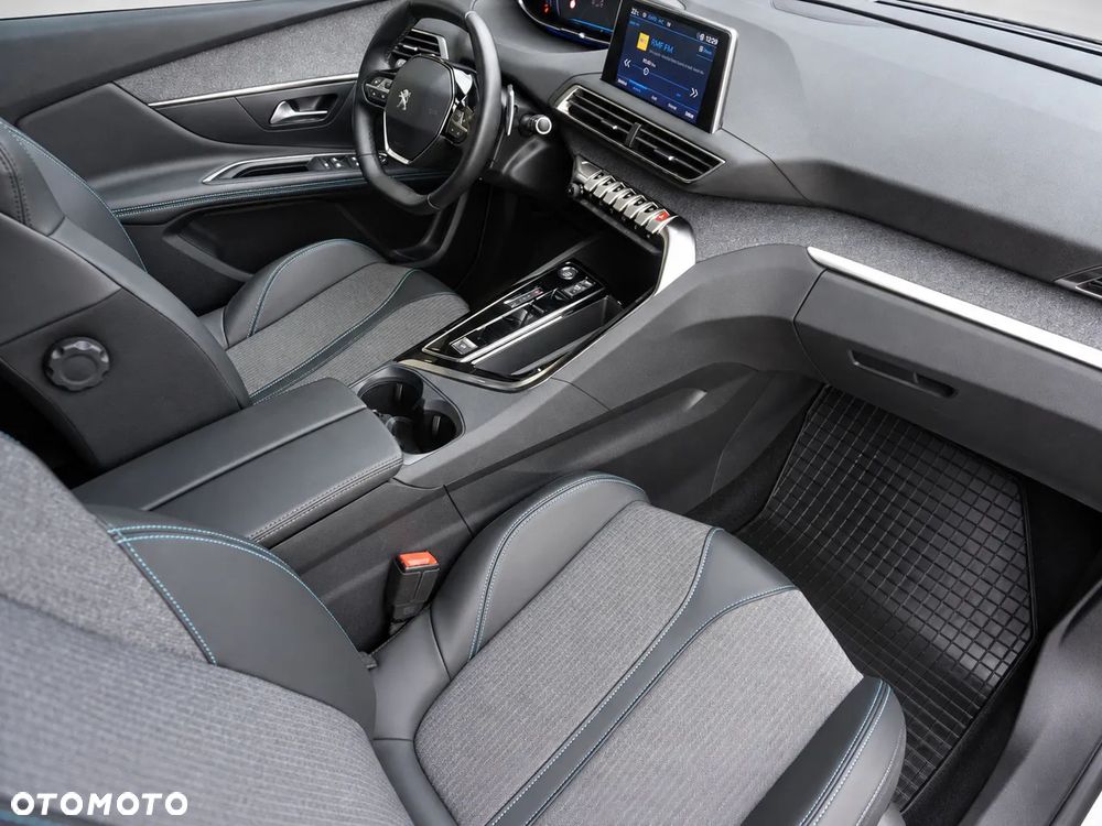 Peugeot 3008 1.2 PureTech Allure Pack S&S EAT8 - 33