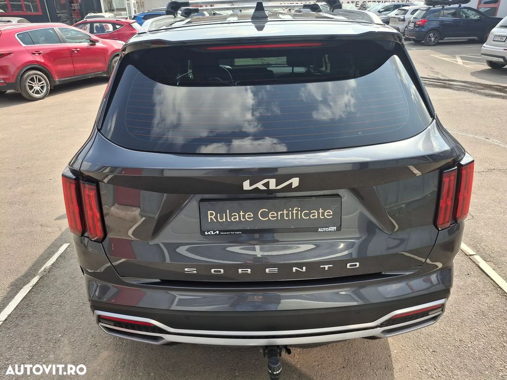 Kia Sorento 2.2 DSL 8AT 4x4 Cosmo - 6