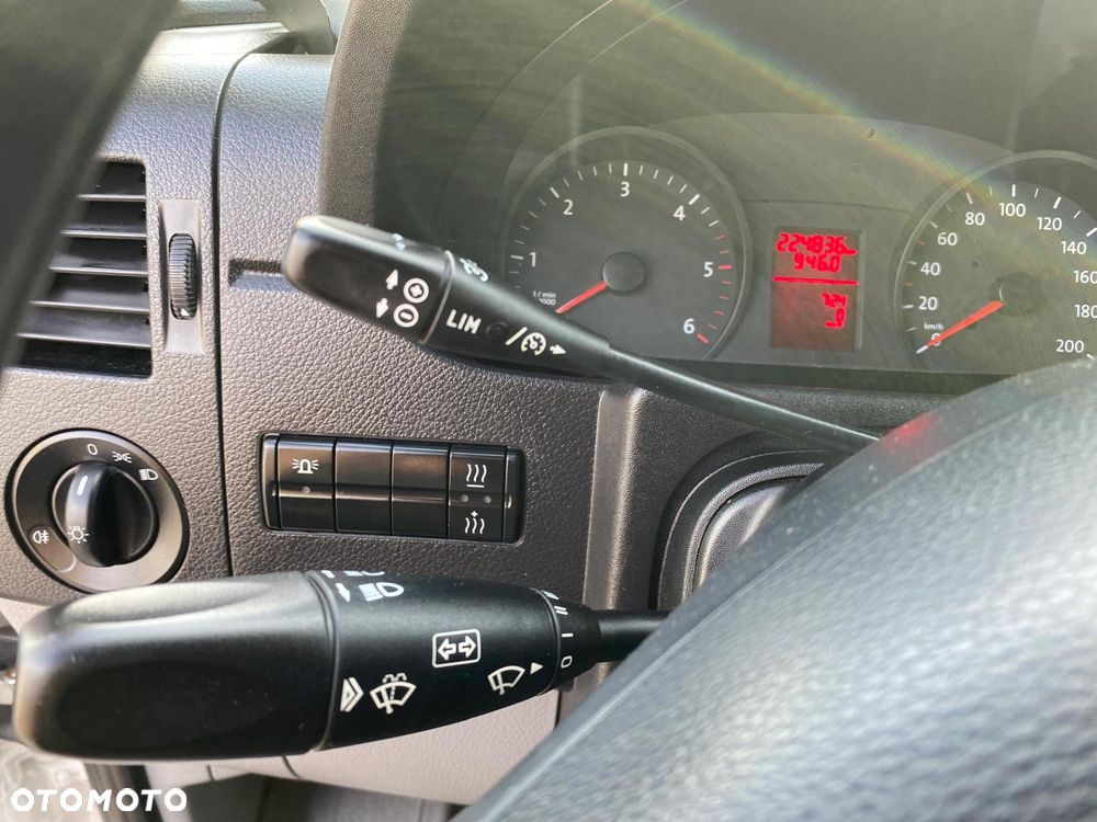 Volkswagen CRAFTER - 19