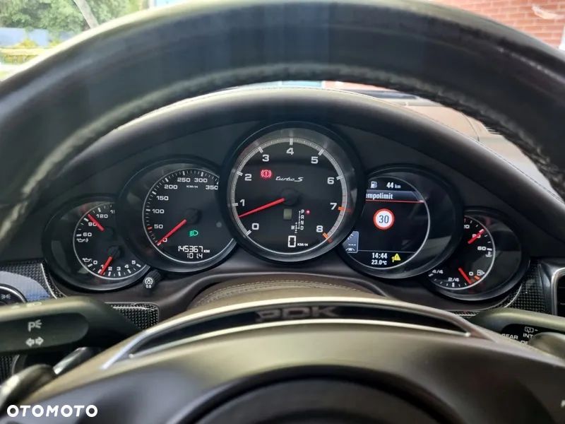 Porsche Panamera Turbo S Executive PDK - 29