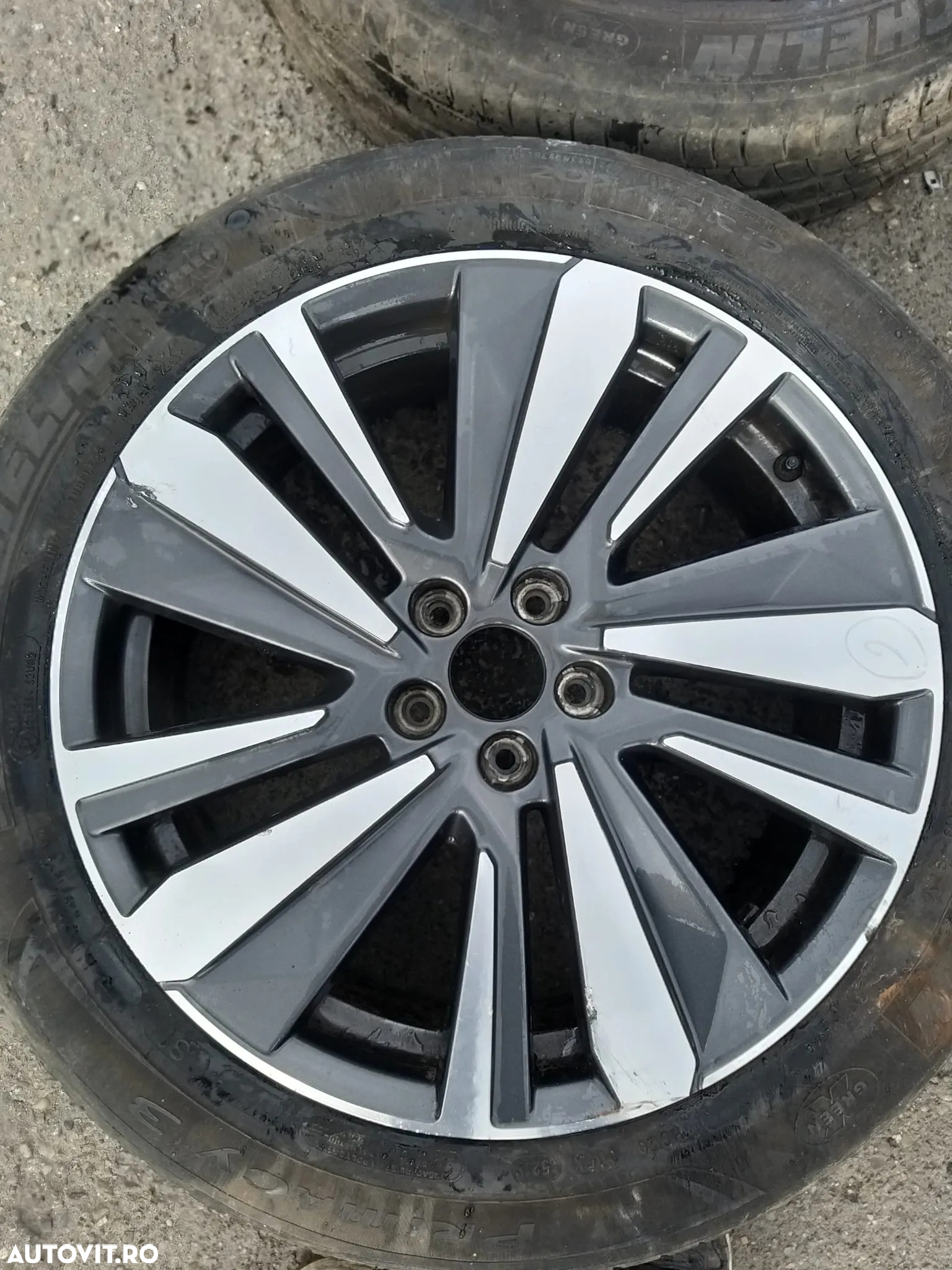 Vand Set 4 x Jante pentru Peugeot 3008, Jante Aliaj Cu Cauciucuri Michelin 205/55R19, ET38 cod: 9809685477 - 2