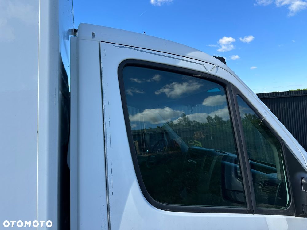 Mercedes-Benz Sprinter 906 - 30