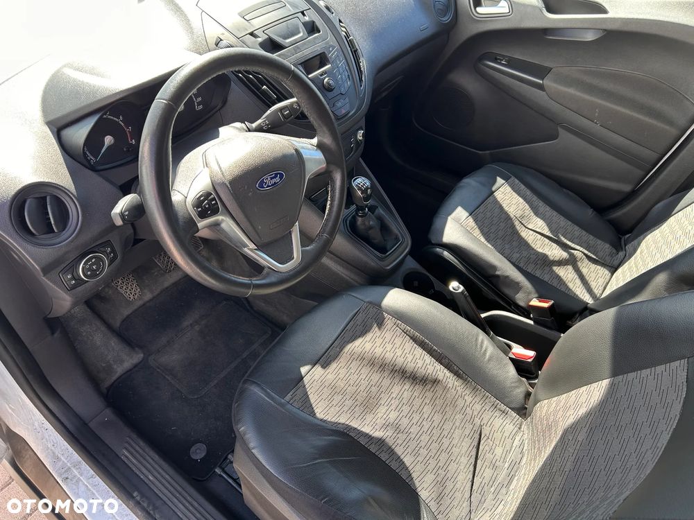 Ford TRANSIT COURIER - 19