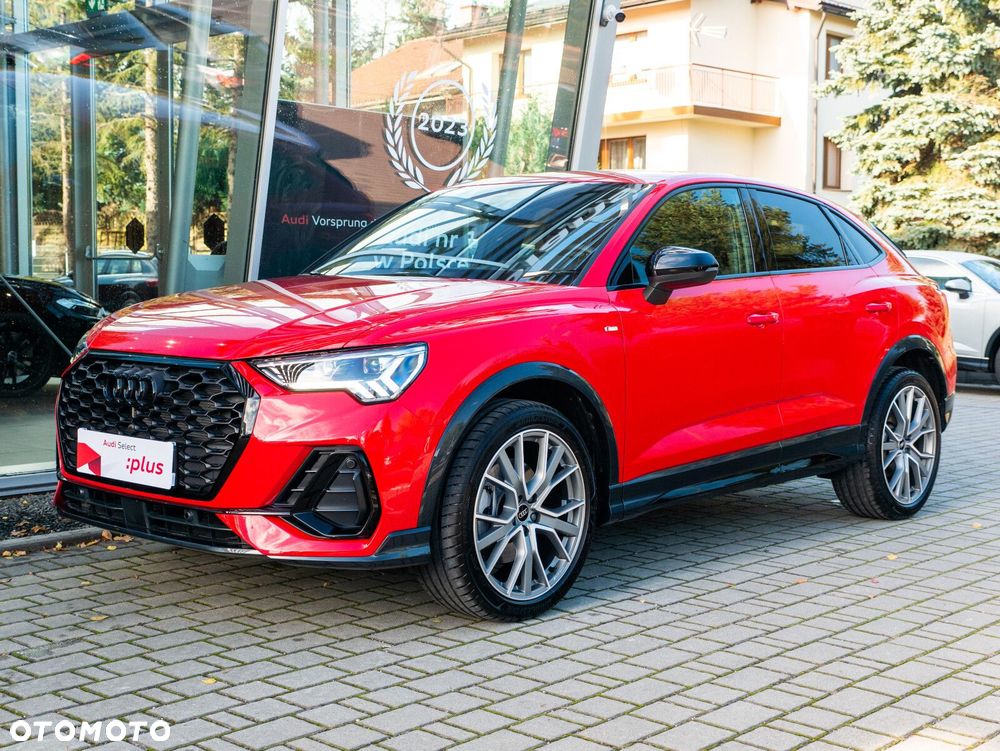Audi Q3 Sportback - 16