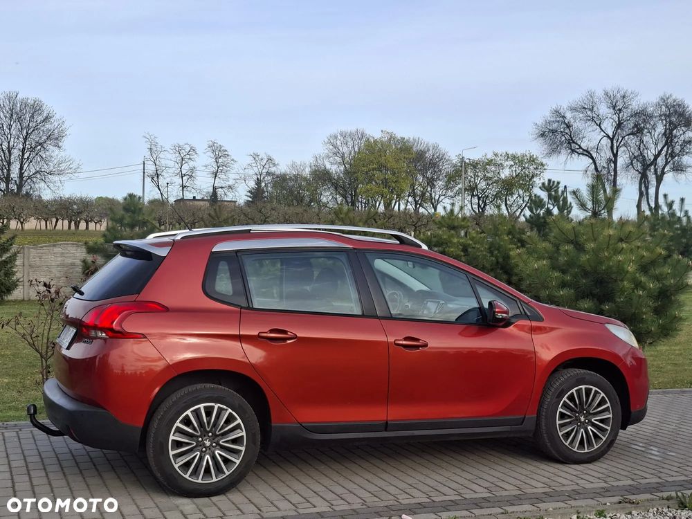 Peugeot 2008 1.2 Pure Tech Style - 1