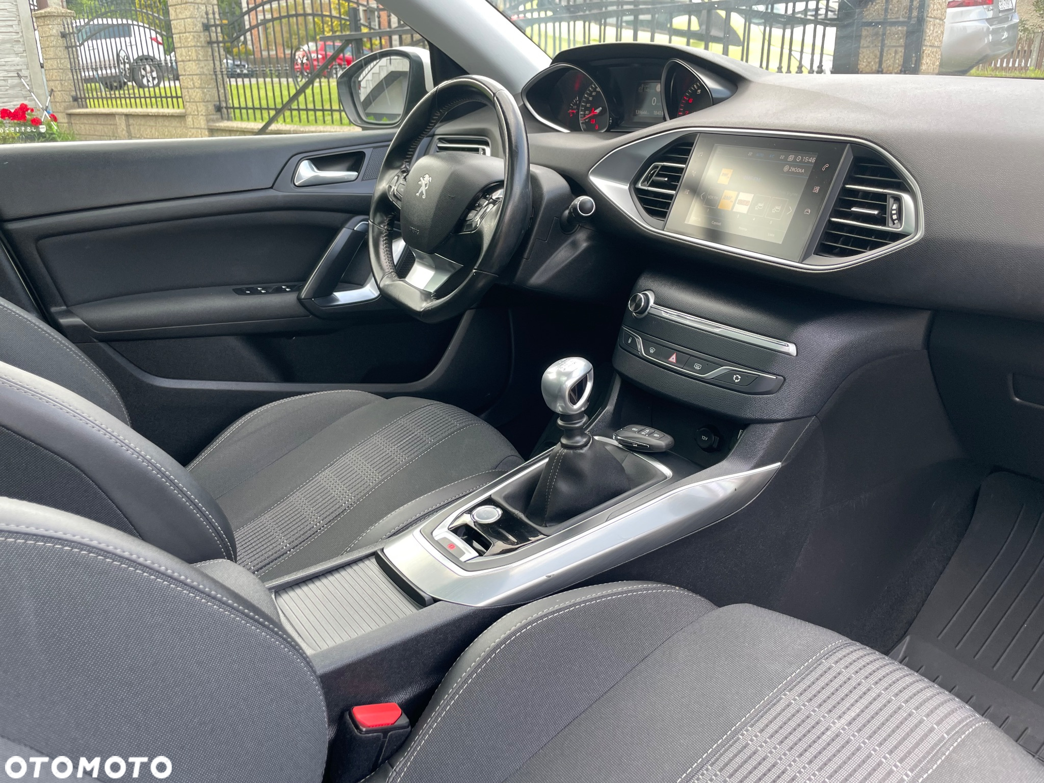Peugeot 308 1.2 PureTech GPF Allure S&S - 8