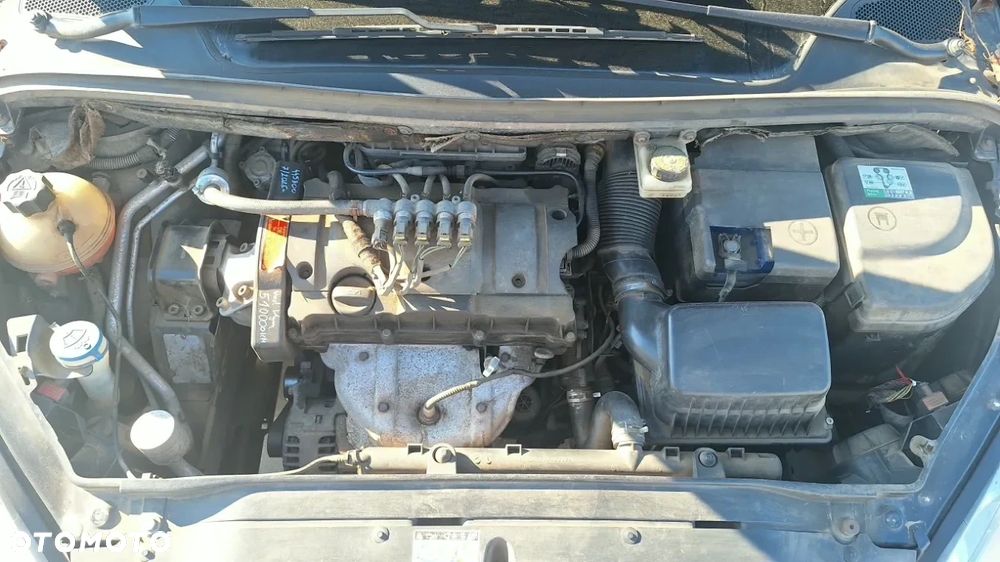 Peugeot 307 1.6 - 11