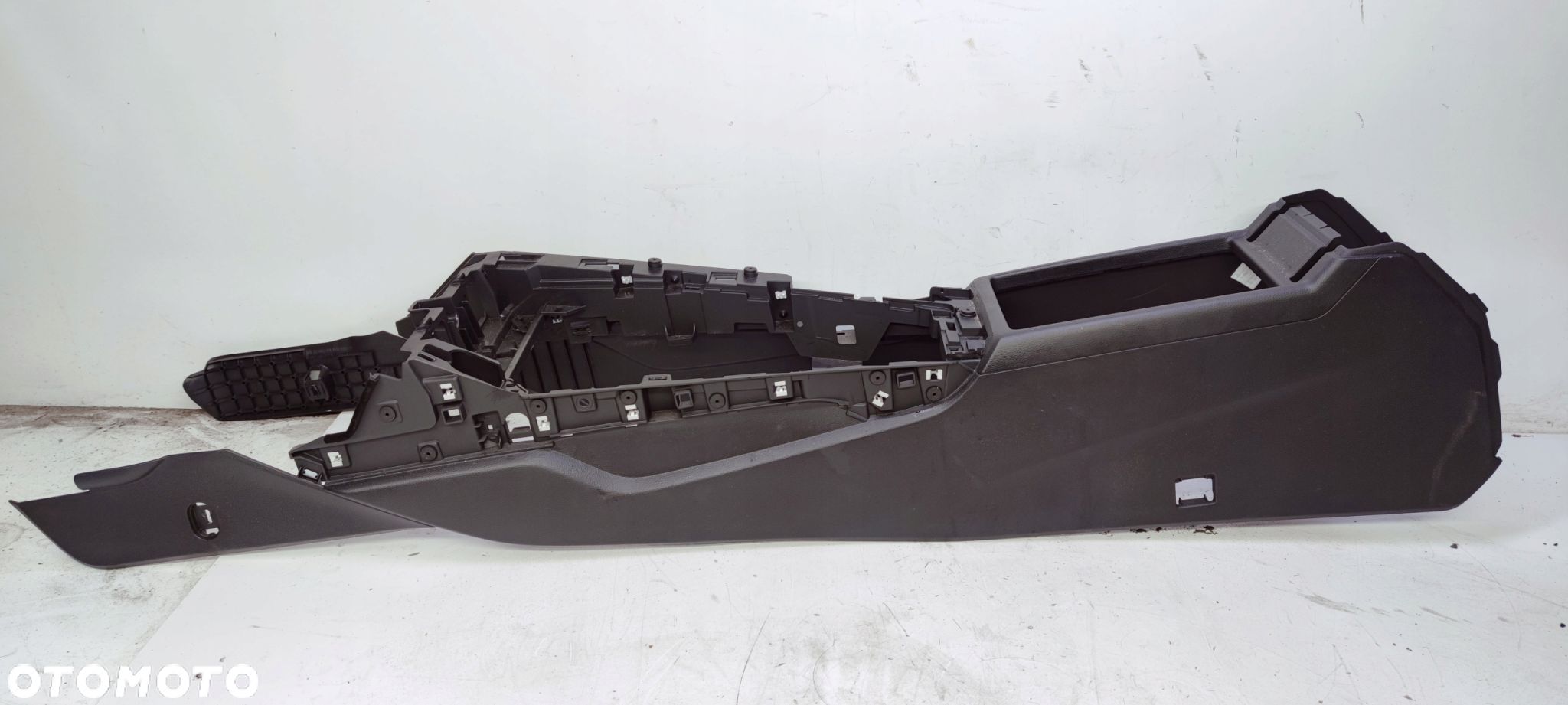 TUNEL ŚRODKOWY AUDI A4 B9 A5 8W 8W1863241A - 1
