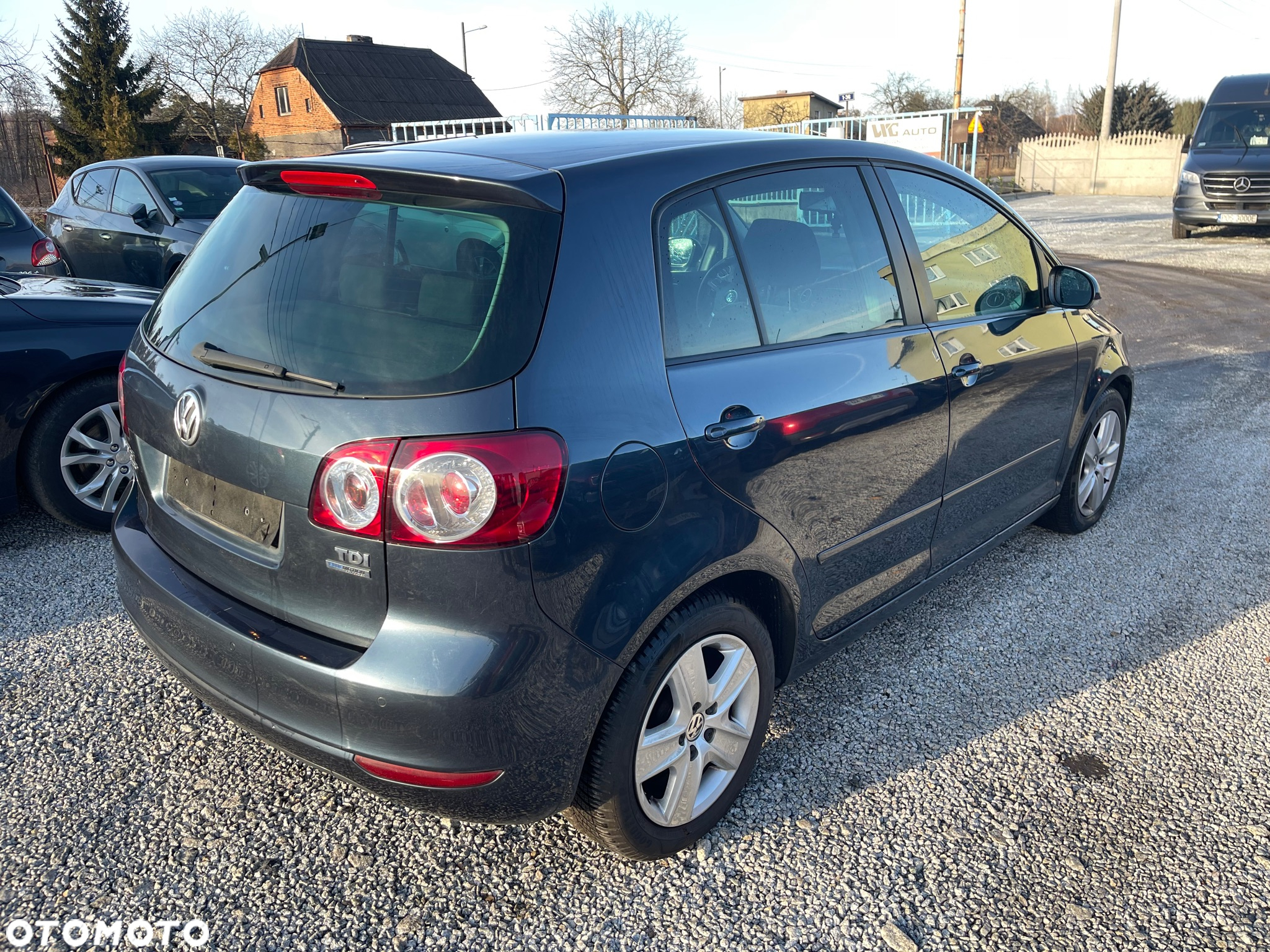 Volkswagen Golf Plus 1.6 TDI Comfortline - 3