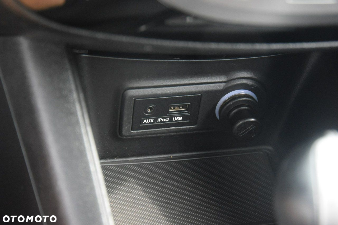 Hyundai ix20 1.6 Automatik Fifa World Cup Edition - 36
