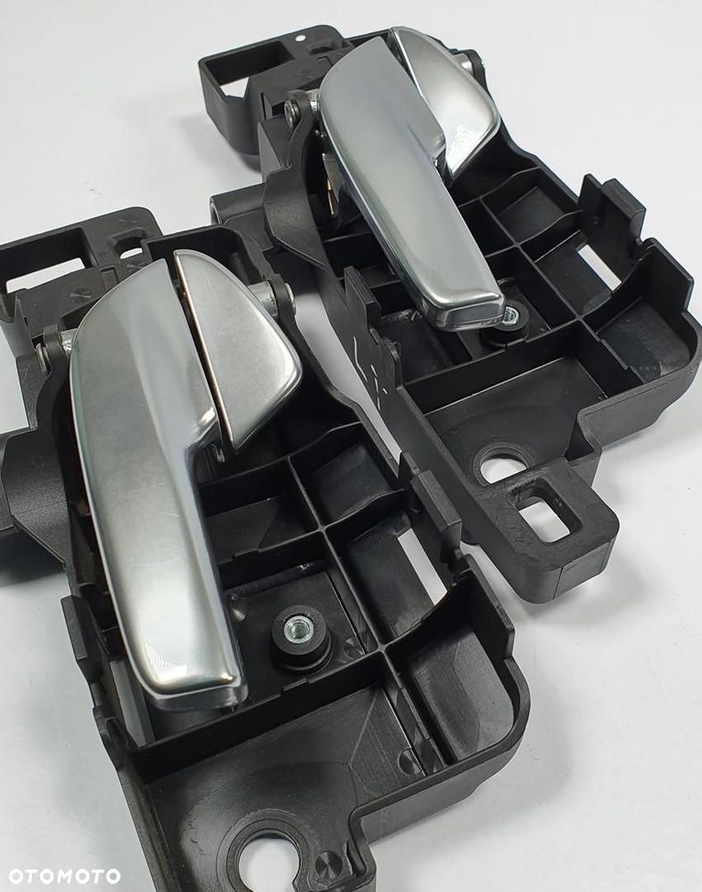 KLAMKA DRZWI LEWA FORD MONDEO MK4 6M21-U22601 - 3
