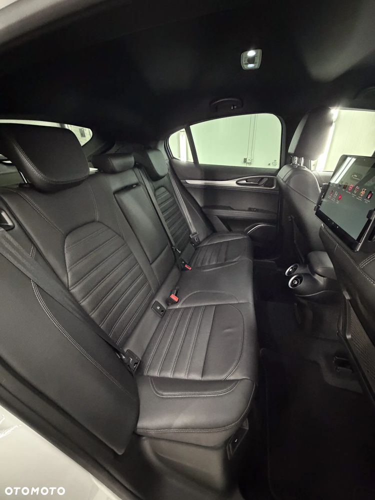 Alfa Romeo Stelvio 2.0 Turbo Veloce Q4 - 15