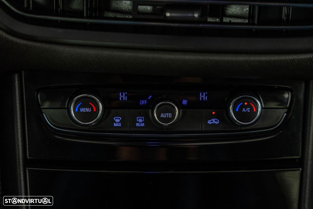 Opel Grandland 1.6 T PHEV Ultimate - 28