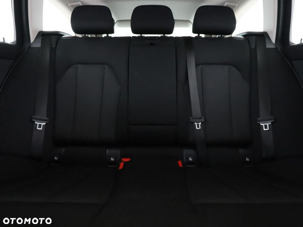 BMW Seria 3 318i - 19
