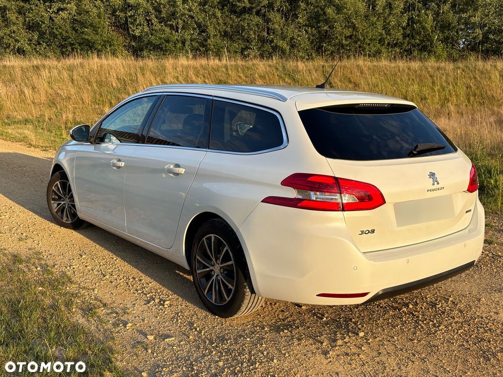 Peugeot 308 1.6 BlueHDi Allure S&S - 4