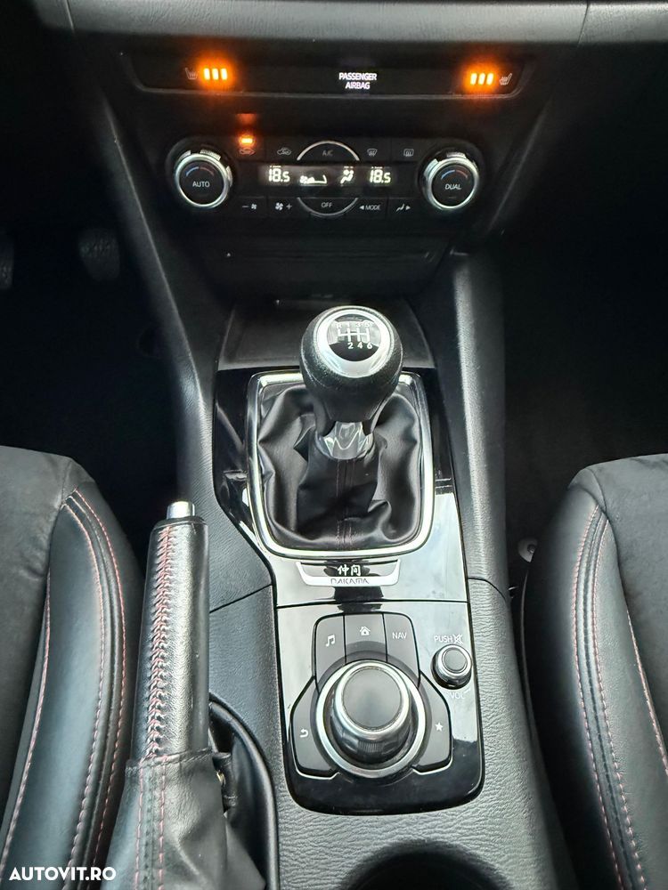 Mazda 3 SKYACTIV-G 120 NAKAMA - 22