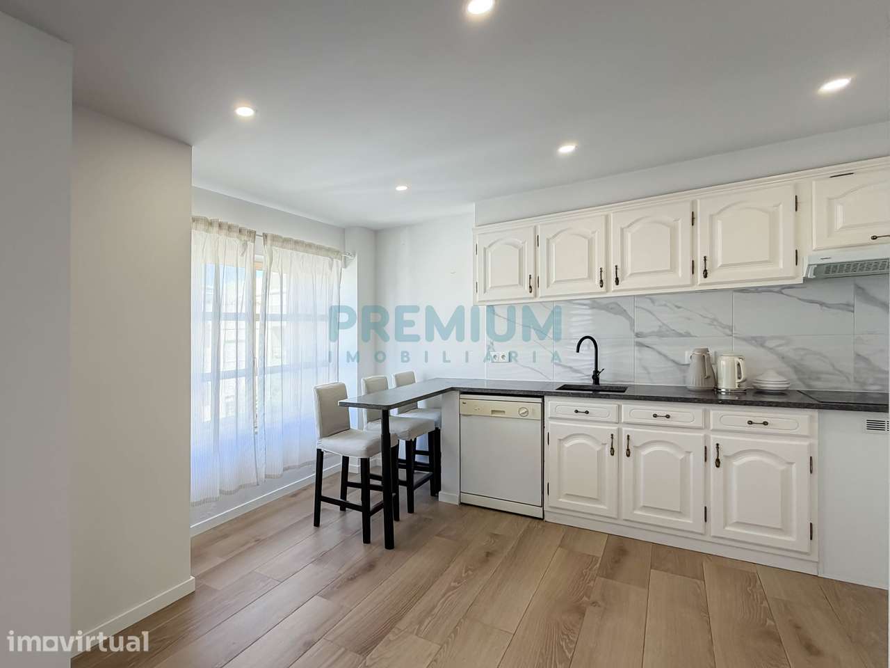 Apartamento T3 no Centro de Esposende - Grande imagem: 4/25