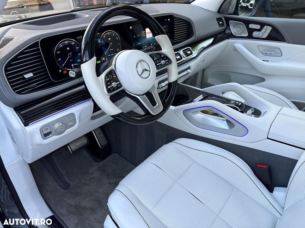 Mercedes-Benz GLS - 10