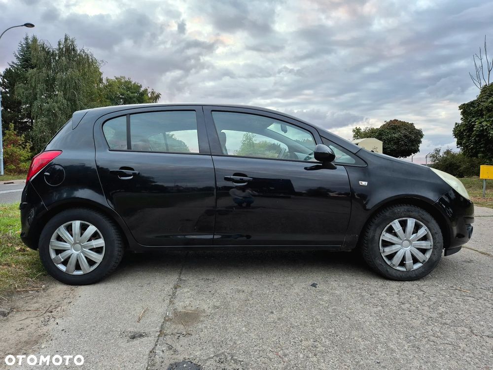 Opel Corsa 1.4 16V Enjoy - 6