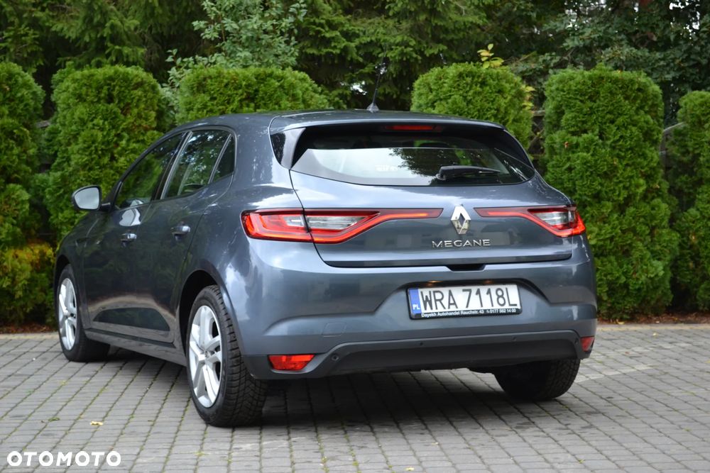 Renault Megane ENERGY TCe 100 INTENS - 17