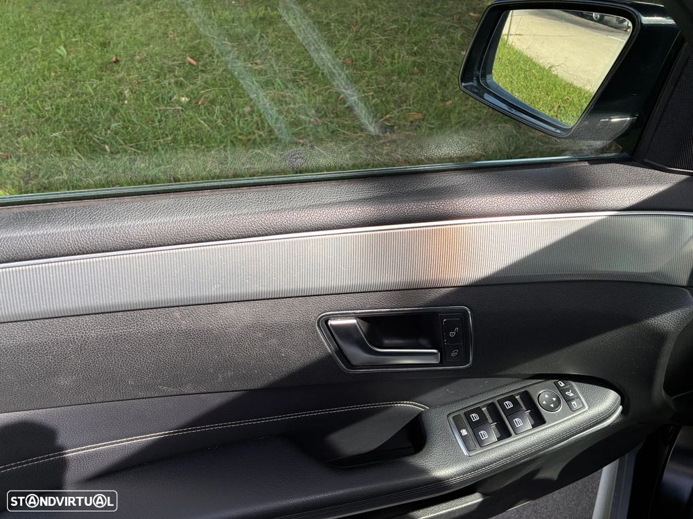 Mercedes-Benz E 200 — fotografia 17
