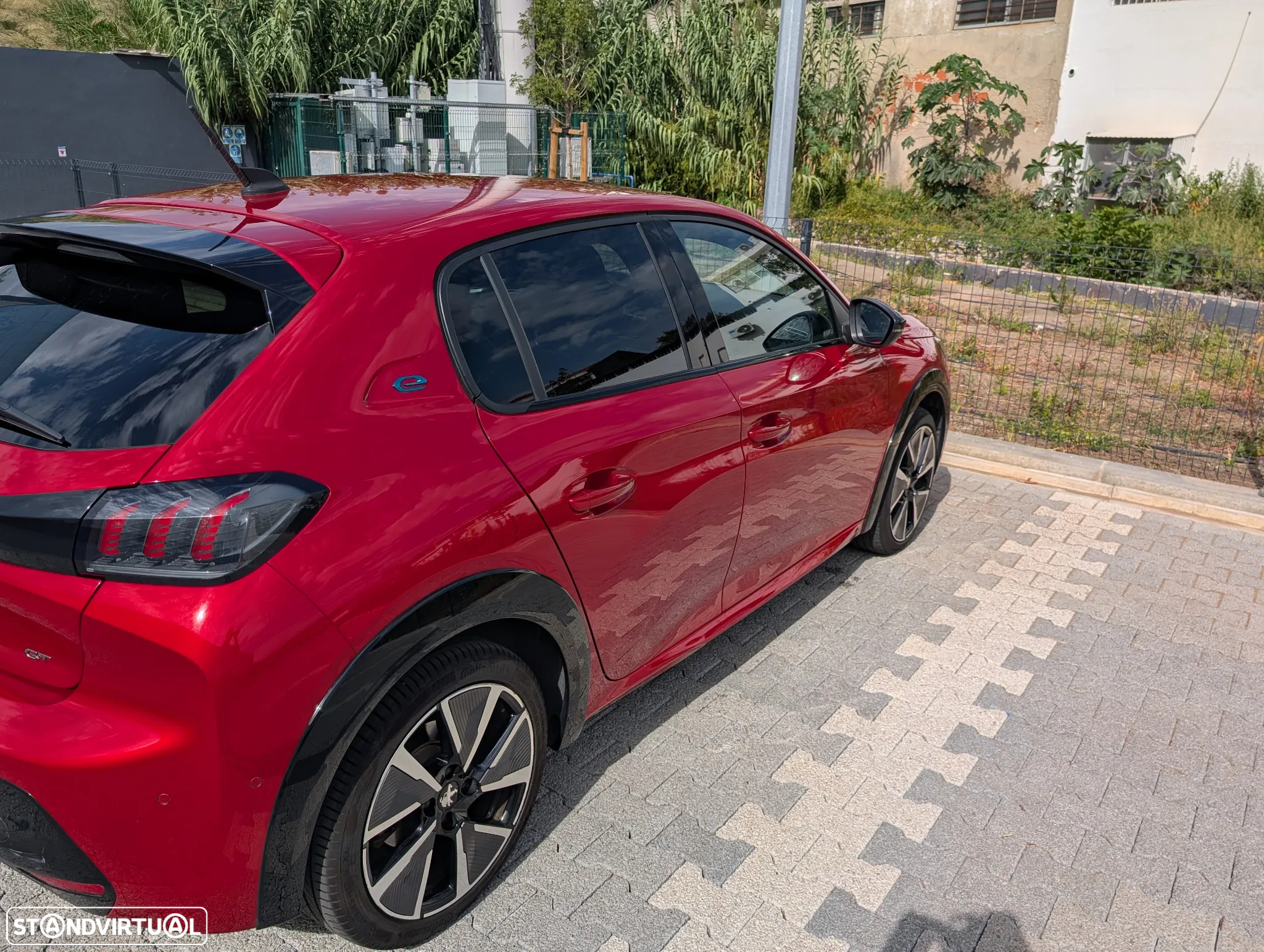 Peugeot 208 - 3