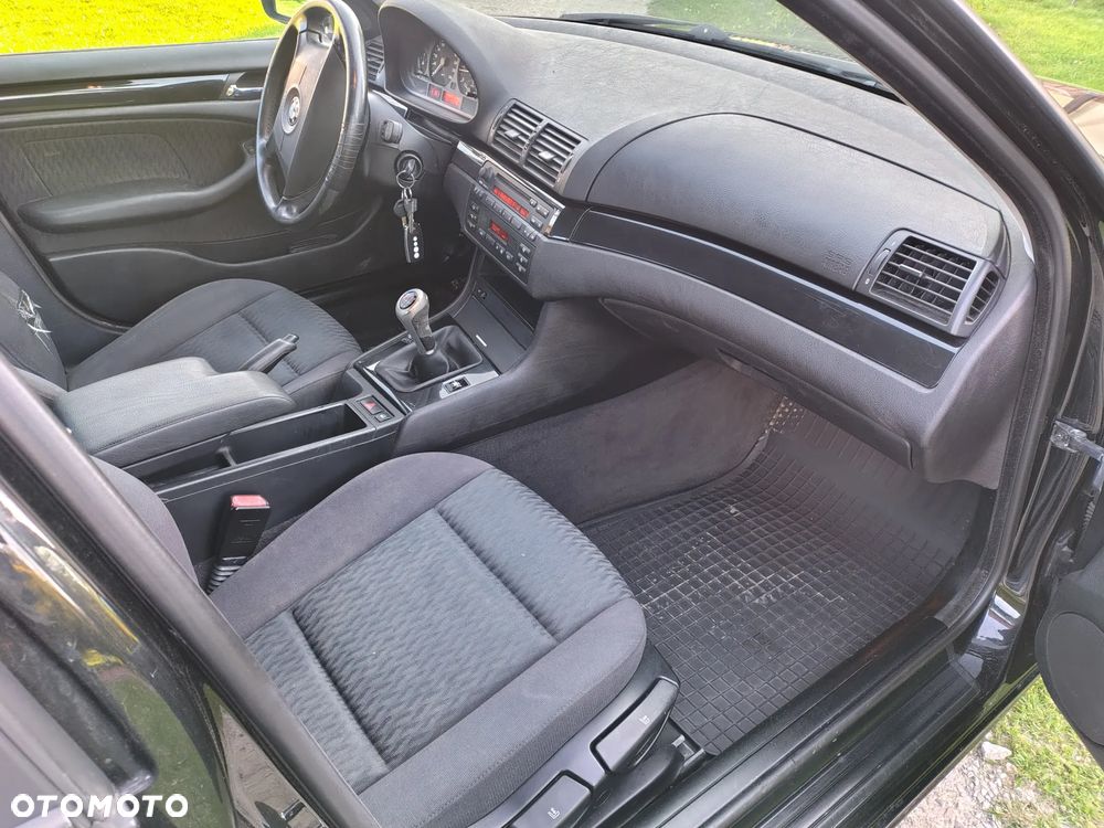 BMW Seria 3 316i - 10