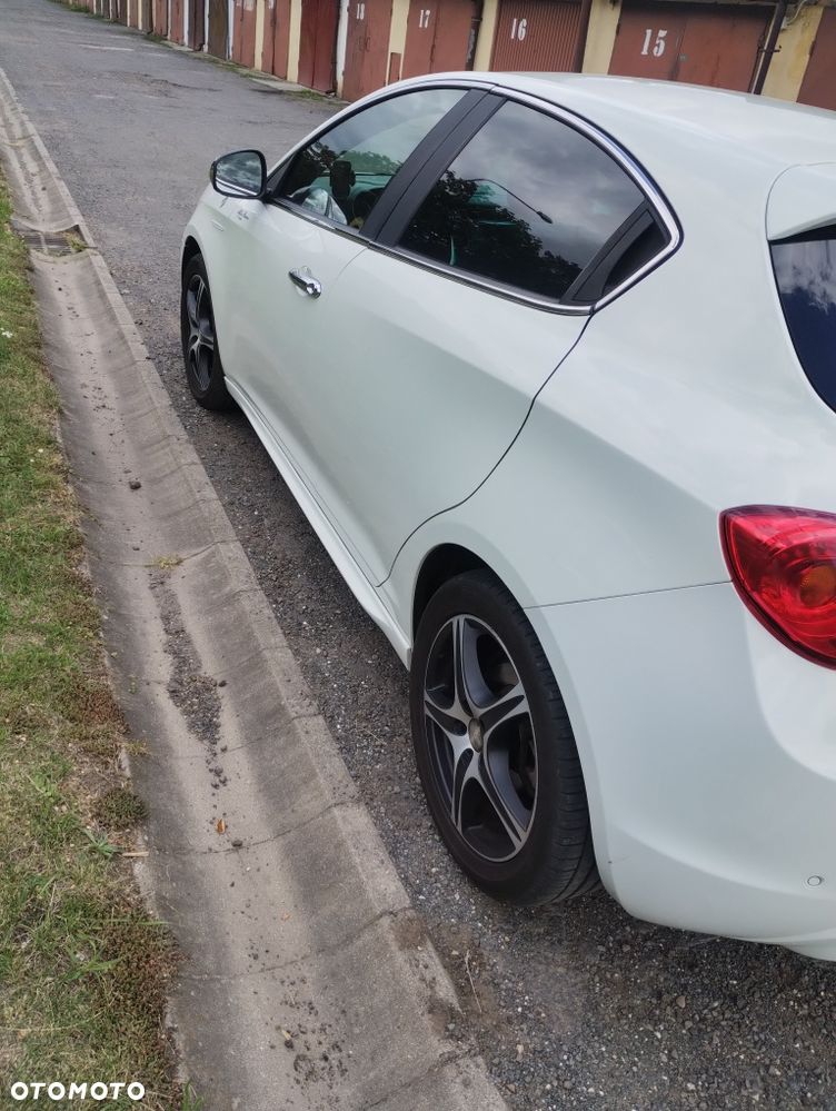 Alfa Romeo Giulietta - 7