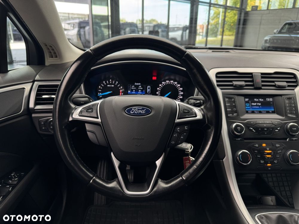 Ford Mondeo - 17