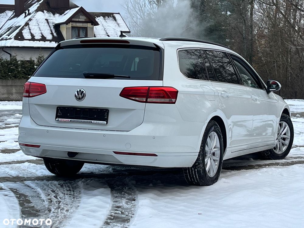 Volkswagen Passat Variant 2.0 TDI (BlueMotion Technology) Comfortline - 20