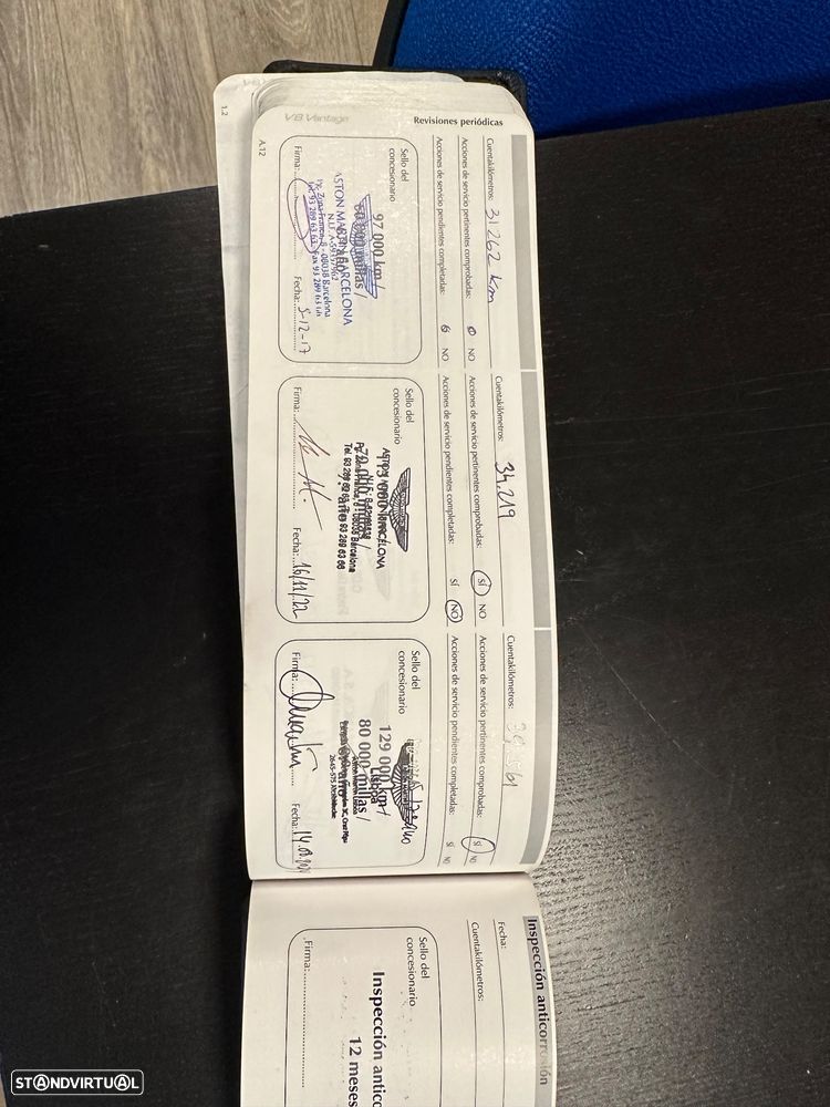 Aston Martin Vantage Roadster - 35