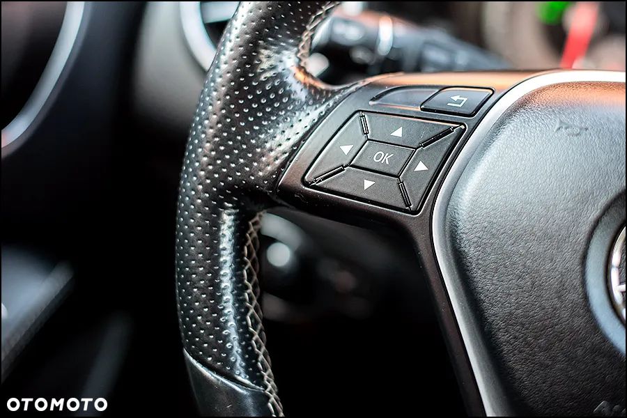 Mercedes-Benz Klasa A 180 (BlueEFFICIENCY) Urban - 19