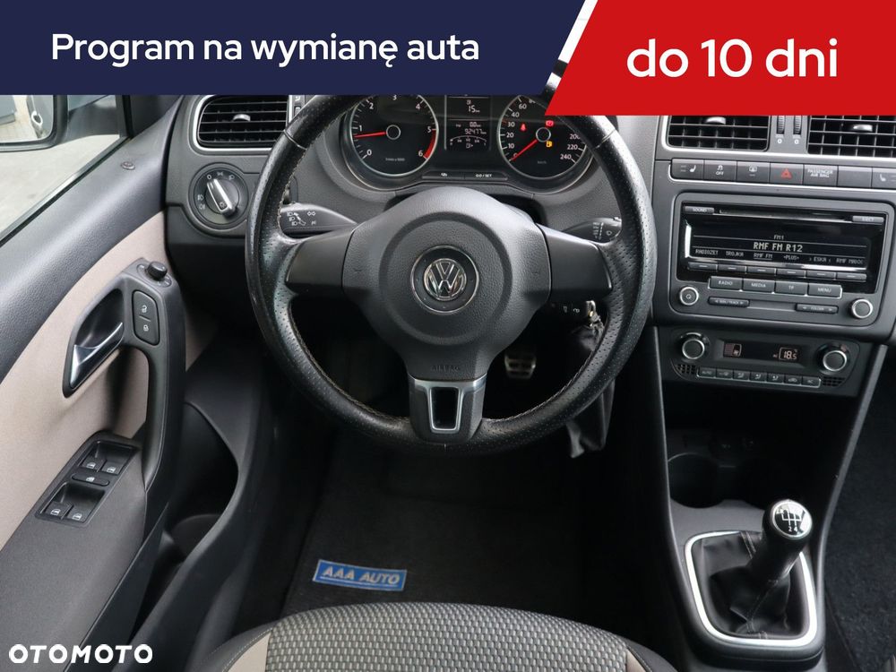 Volkswagen Polo - 9