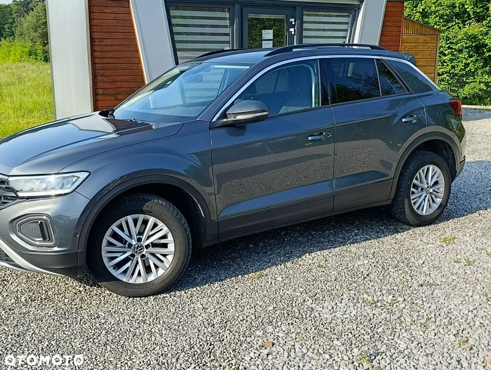 Volkswagen T-Roc - 4