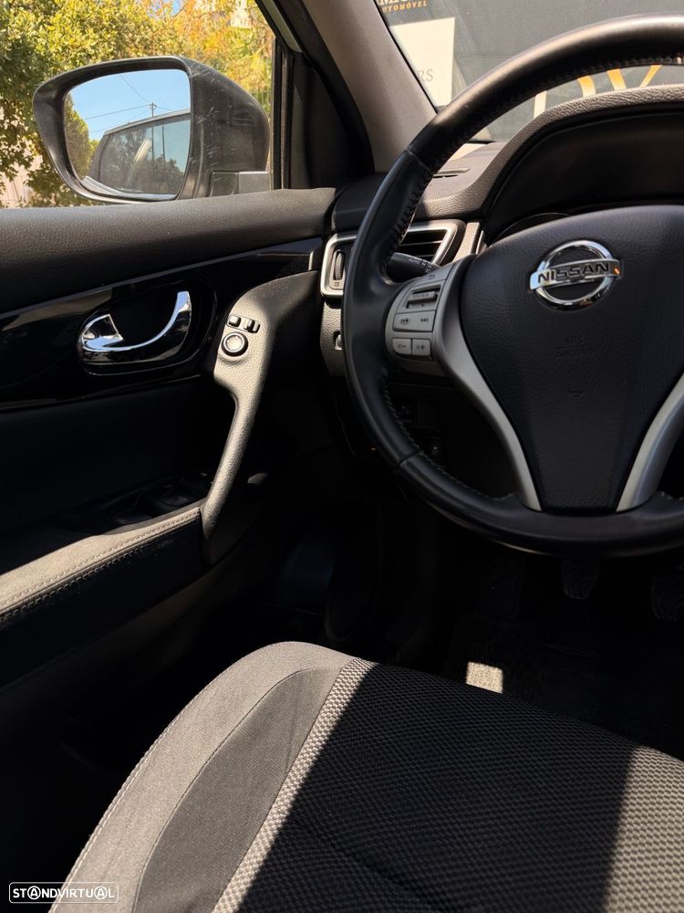 Nissan Qashqai 1.5 dCi N-Connecta - 15