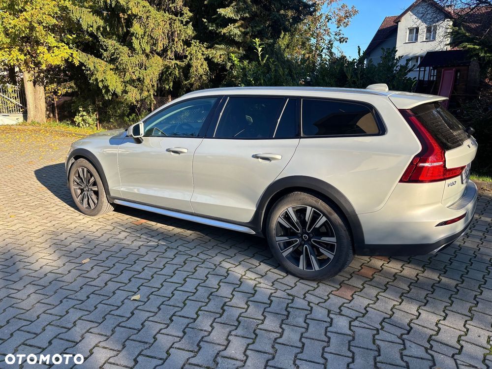Volvo V60 Cross Country T5 AWD Geartronic - 6