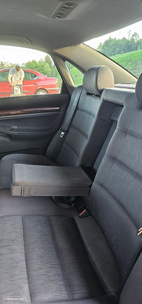 Audi A4 1.9 TDI m5 - 8