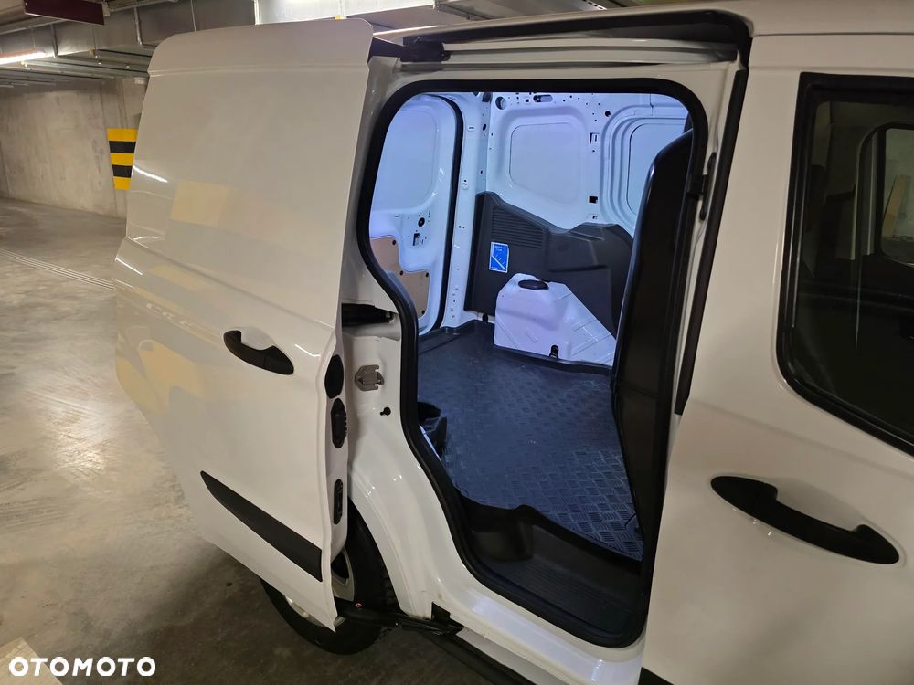 Ford Transit Courier Ambiente - 16