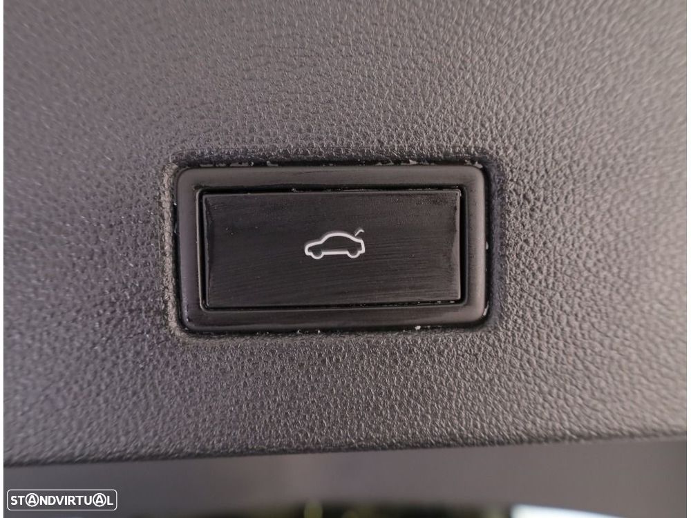 VW T-Roc 1.5 TSI R-Line DSG - 21