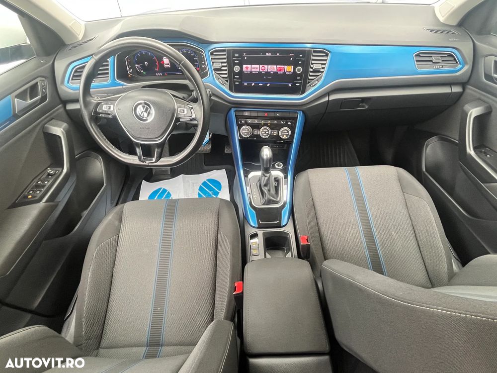 Volkswagen T-Roc - 8